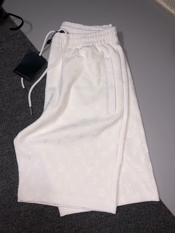 ブランドハーフパンツ側面デザイン